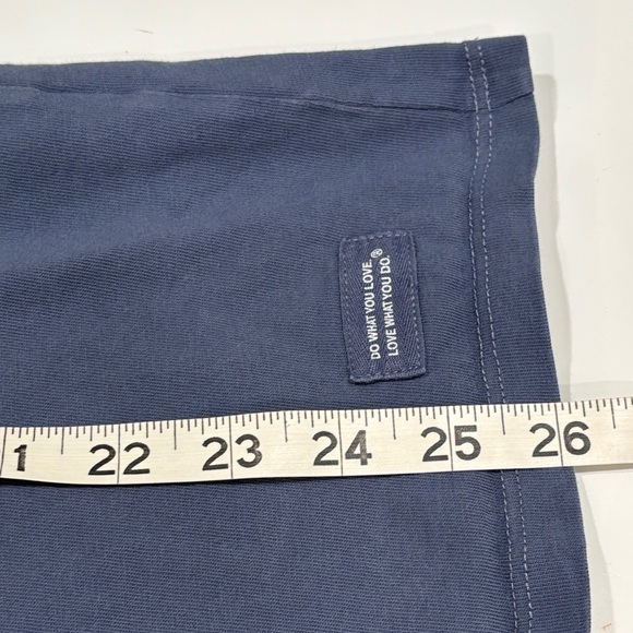 Life Is Good Blue Long Sleeve Tee Holiday Chillin' with My Gnomies - Picture 8 of 9